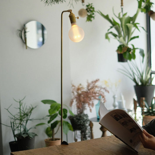 《場所を選ばず灯りを添える、真鍮のクランプランプ。》Barden Clamp Lamp| WEST VILLAGE TOKYO