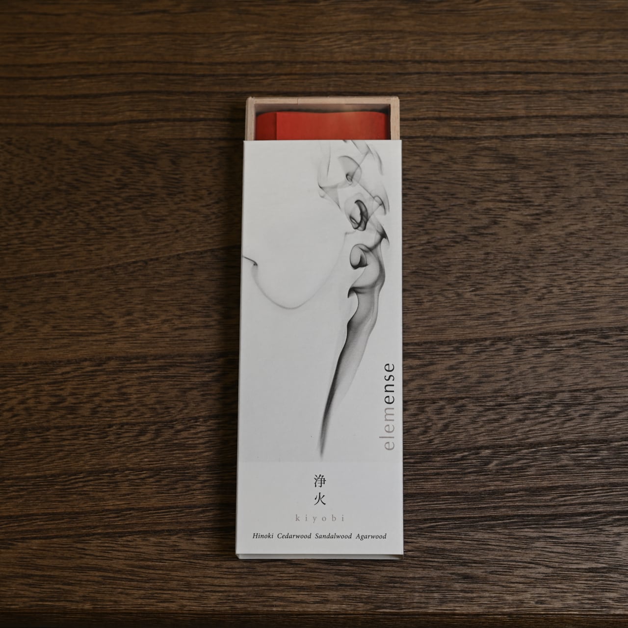 《5つのエレメントから想像を広げた5種類のお香 | 40本入り | 香立てセット》incense | elemense