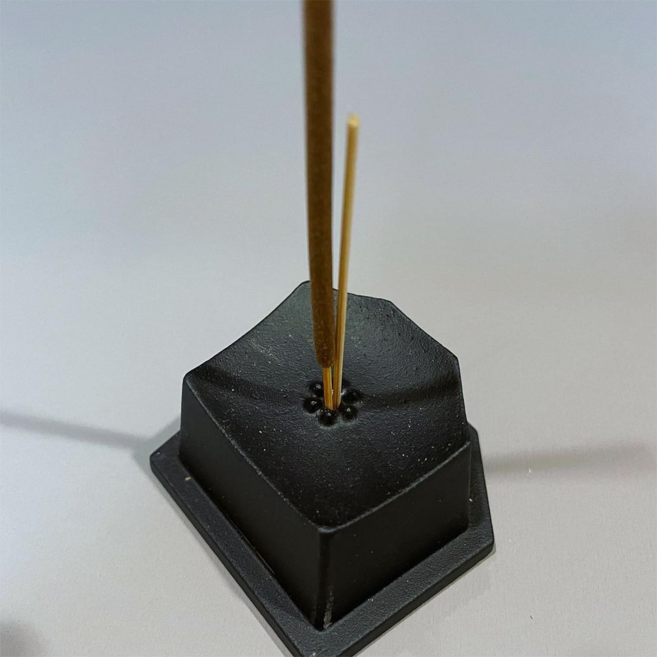 《アルミ鋳物の香炉》香炉(Lサイズ)Oyster incense (オイスターインセンス)- naft