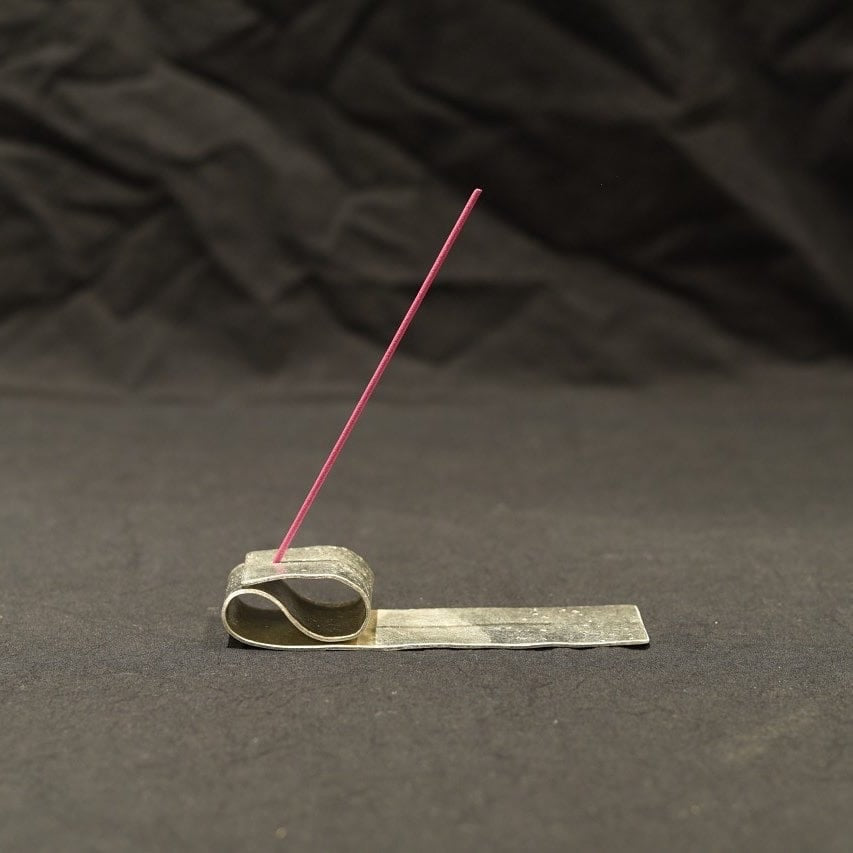 《曲げてアレンジ・錫のインセンスホルダー》a.278オリジナル