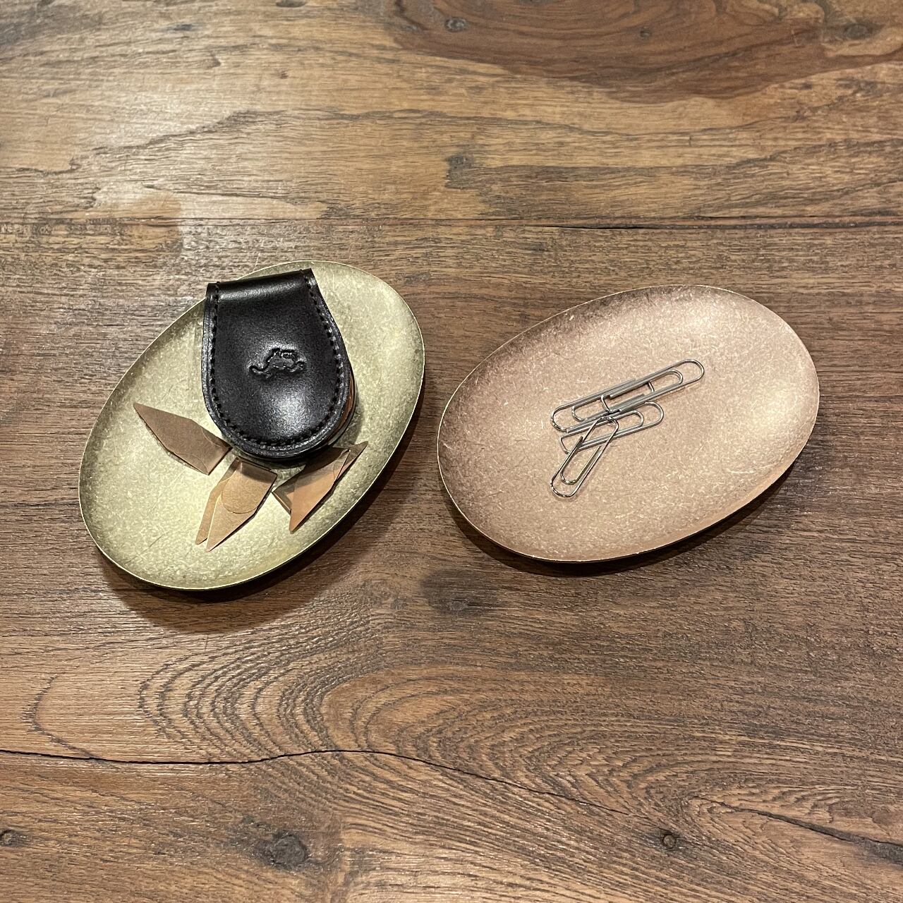 《真鍮のオーバルトレイ》BRASS PLATE SOLID | PICUS