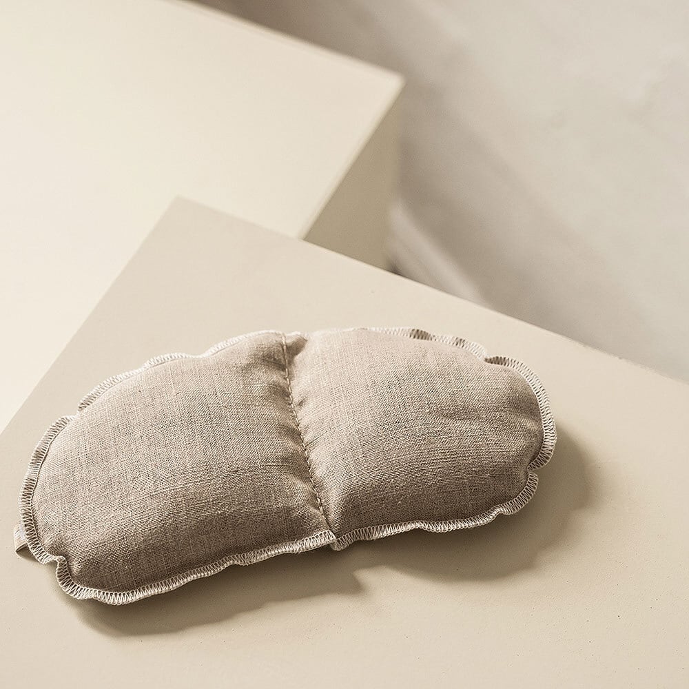 《天然素材のアロマ・アイピロー》Eye Pad - Addition Studio