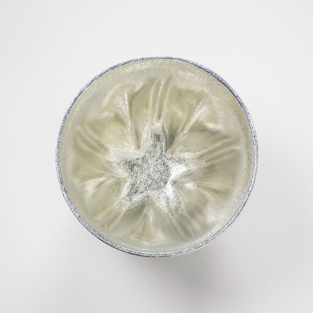 《桜をモチーフにした錫製酒器セット》さくら錫 ぐい呑み2客 & さくら錫片口セット|hiracle(ヒラクル)