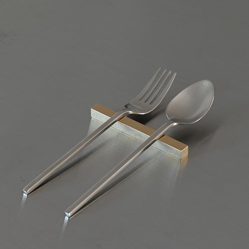 《シンプルな真鍮のカトラリーレスト L100》Brass Cutlery Rest L100|a.278オリジナル