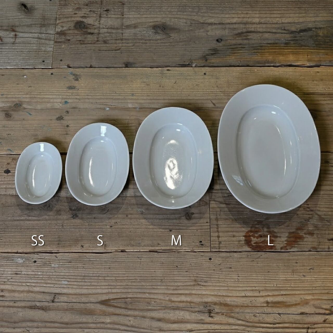 《ちょうどいいオーバルプレート》Oval Plate L - dew white | yumiko iihoshi porcelain