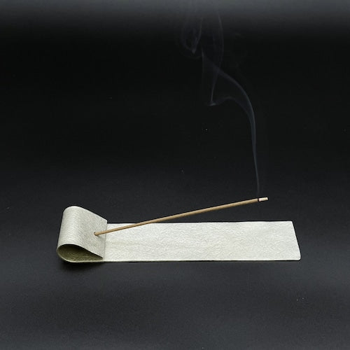 《リラックスと集中にフォーカスした坐禅・瞑想用のお香》リラックスと集中をコンセプトに調香された100%天然素材のお線香 Emptiness | ZAF