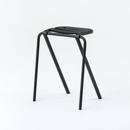 《スチール＆アルミ製のスツール（LOW）》BENT LOW STOOL | DUENDE