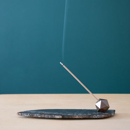 《3段階で角度調整が可能なブロンズ製の香立て》poly incense holder| NAGAE+（ナガエプリュス）