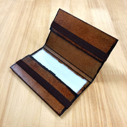 《漆でコーティングした越前和紙のカードケース》Uru-Washi-credit card holder 63x93