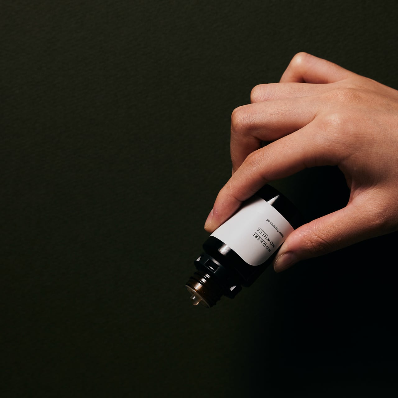 《ルームフレグランスオイル》 20ml（お取扱い6種類） | NOWHERE NOWHERE