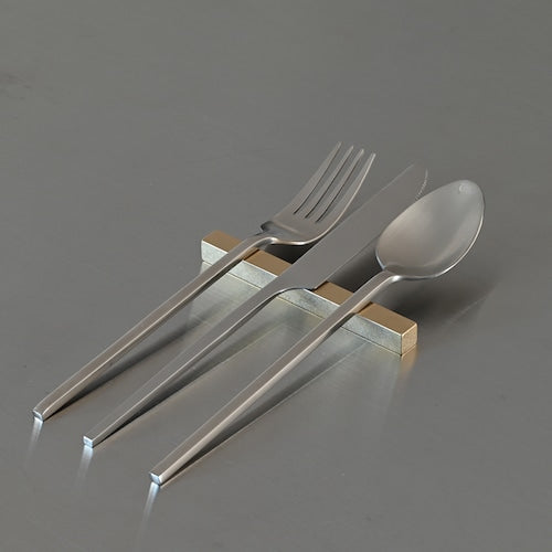 《シンプルな真鍮のカトラリーレスト L100》Brass Cutlery Rest L100｜a.278オリジナル