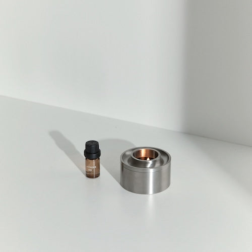 《ステンレス製のアロマポット》Asteroid Oil Burner- Stainless Steel |Addition Studio
