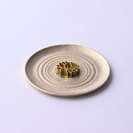 《蓮華をモチーフにした香立てと香皿のセット》香立て蓮華｜銀雅堂