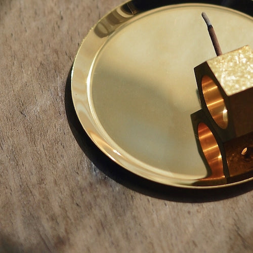 《真鍮のラウンドトレイ（φ90mm）つや無し｜つや有り》a.278オリジナル