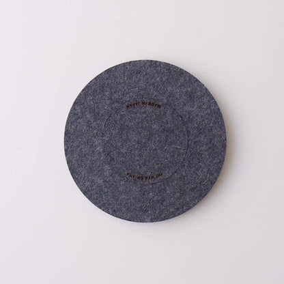 《厚手フェルト製の２WAY鍋敷き》フライパンジュウ鍋敷き | FRYING PAN JIU
