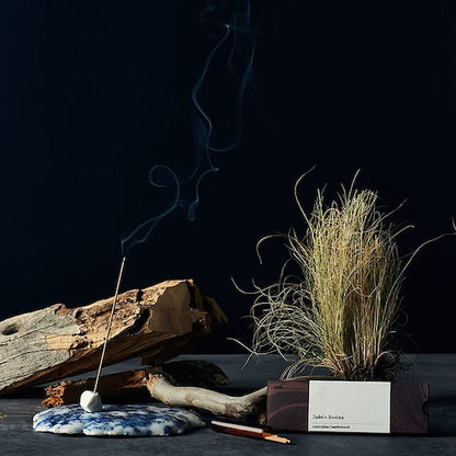 《香木と繋ぎの木のみで作られる天然木のお香》 Australian Sandalwood (オーストラリア産ビャクダン)|Subtle Bodies