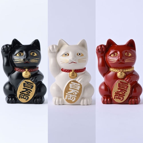 《鋳物製の招き猫（３色：黒・白・赤）》開運厄除け招き猫｜銀雅堂