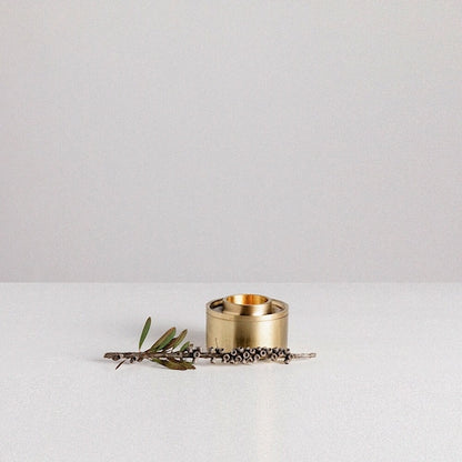 《真鍮製のアロマポット》Asteroid Oil Burner-Addition Studio