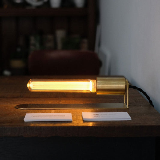 《真鍮製。置いても、掛けても使えるランプベース》BEI BRASS LAMP| WEST VILLAGE TOKYO