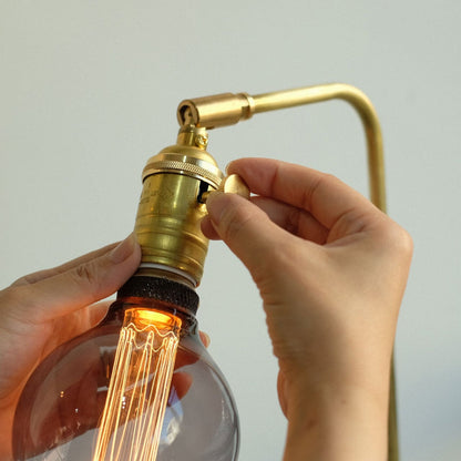 《場所を選ばず灯りを添える、真鍮のクランプランプ。》Barden Clamp Lamp| WEST VILLAGE TOKYO