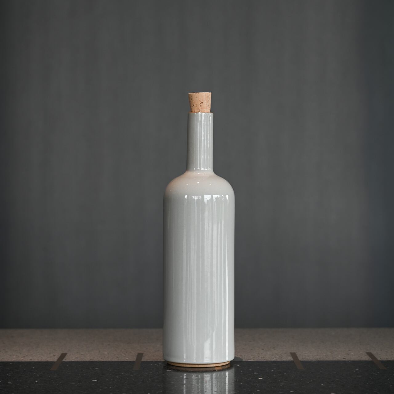 《HASAMI PORCELAIN ORIGINAL 【Bottle 85×300mm/Closs Gray】》| HASAMI PORCELAIN