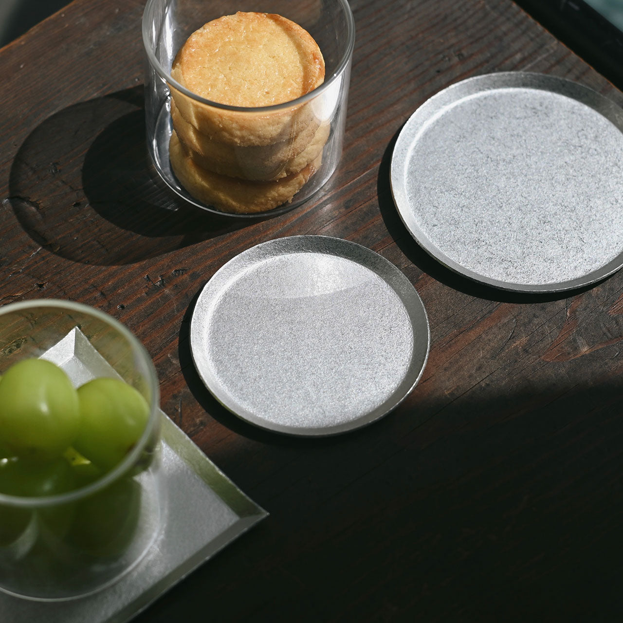 《錫のラウンドトレイ（φ75mm）》a.278オリジナル