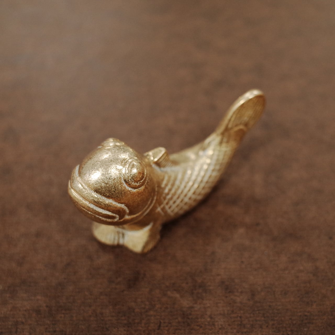 《真鍮鋳物製のペーパーウェイト＆筆置き”むつごろう”》招福 むつごろう | 銀雅堂