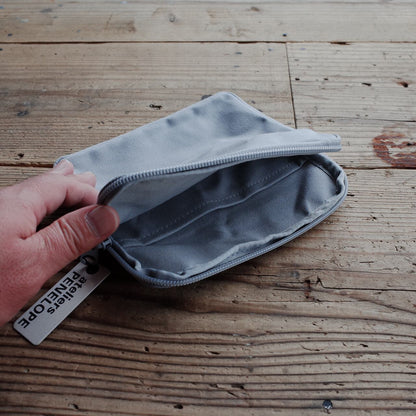 《10号帆布の小型ポーチ（SS）4色》Hold Pouch ホールドポーチ（SS） | ateliers PENELOPE