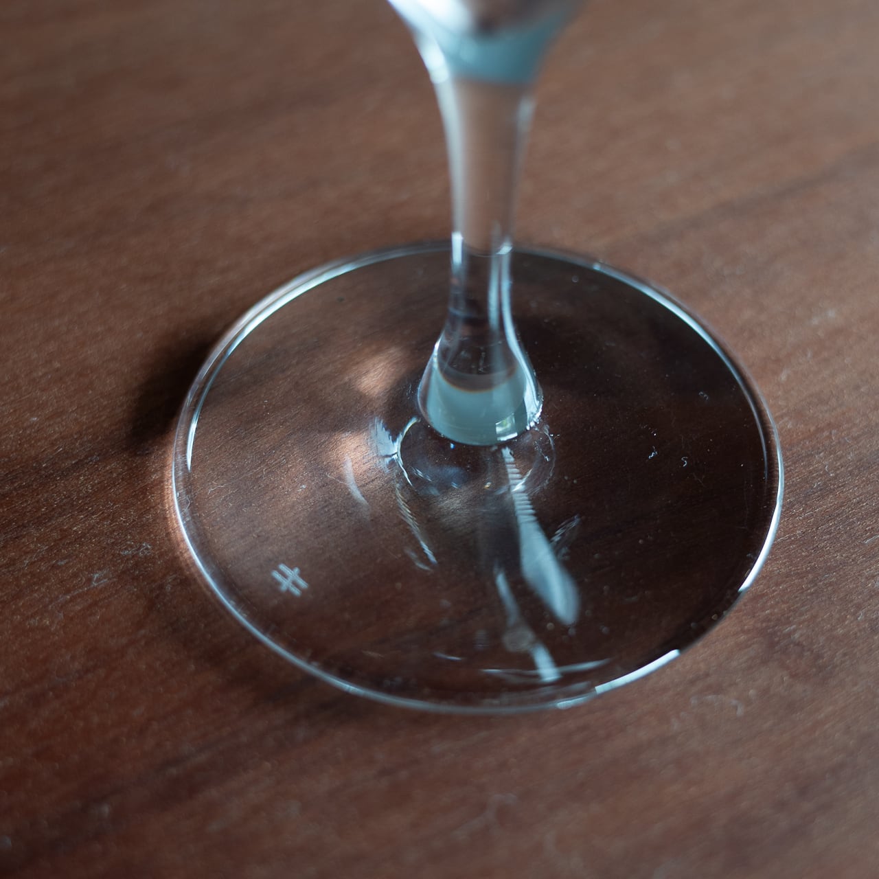 《普段使いにおすすめのオールラウンドなワイングラス10oz》ピッコロ 10oz ワイン | 木村硝子店