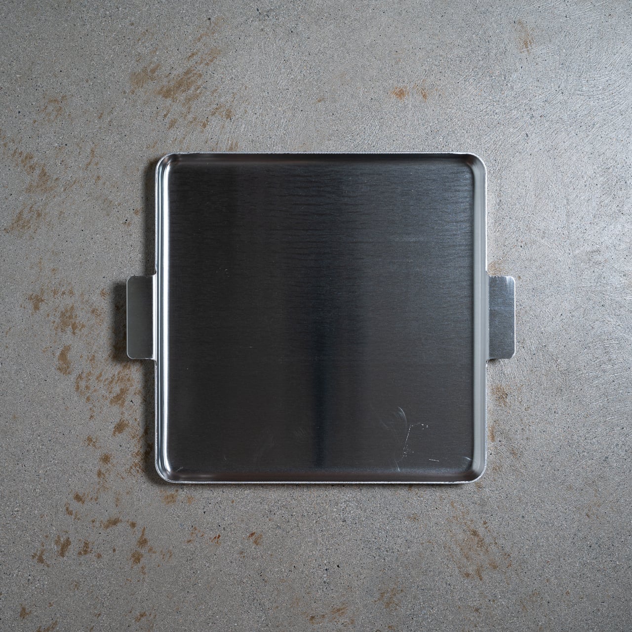 《アルミ製のトレイ "スクエア" □240mm 》aluminum tray "square" | yumiko iihoshi porcelain