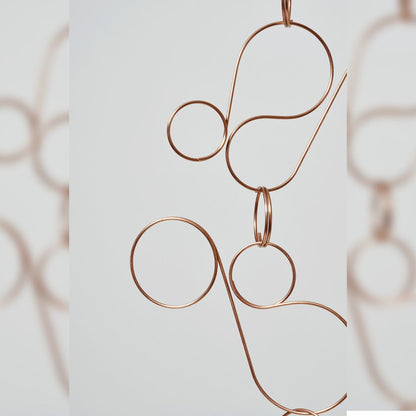 《銅の線材のみで構築されたモビール》throughout Copper（銅）｜tempo