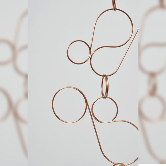 《銅の線材のみで構築されたモビール》throughout Copper（銅）｜tempo