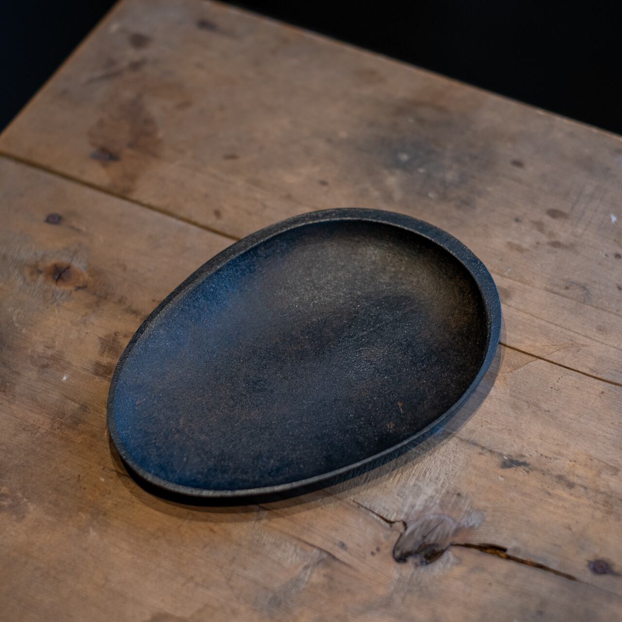 《真鍮鋳物のマルチトレイのブラック仕様》Abalone shell black｜NAGAE+（ナガエプリュス）