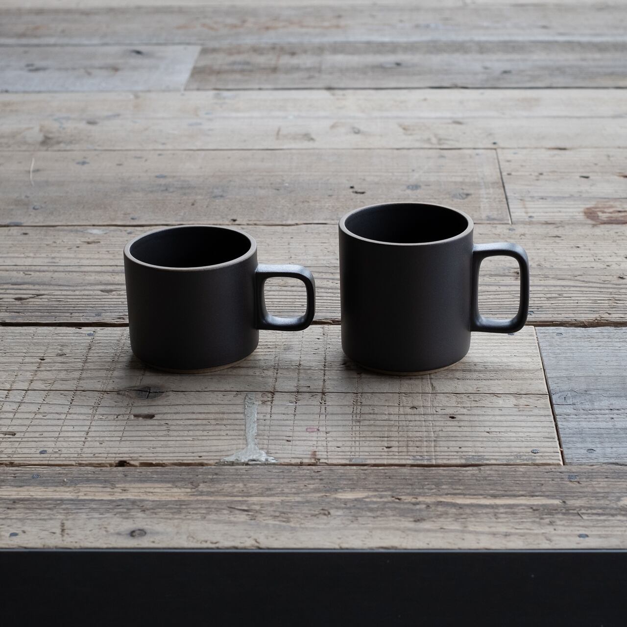 《HASAMI PORCELAIN ORIGINAL【MugCup M / Black】》| HASAMI PORCELAIN
