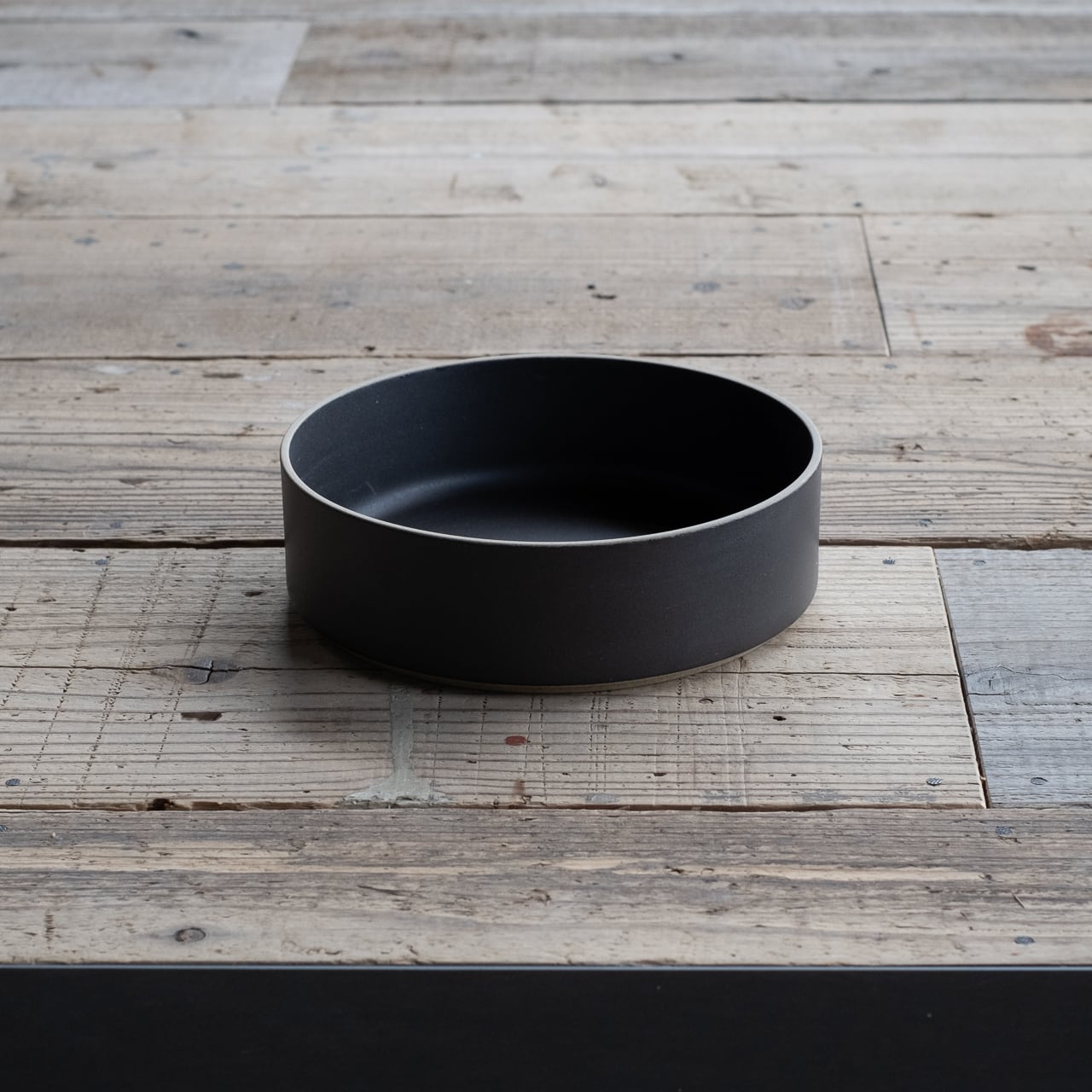 《HASAMI PORCELAIN ORIGINAL【Bowl φ185 / Black】》| HASAMI PORCELAIN