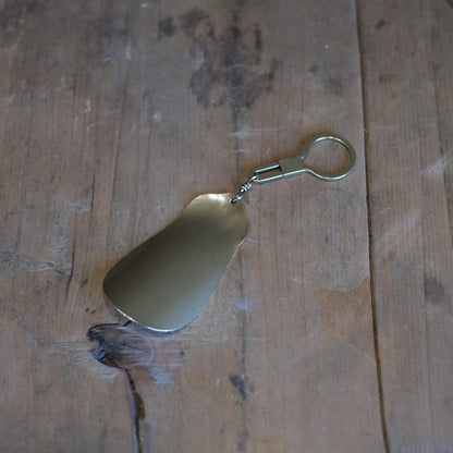 《真鍮の携帯靴ベラ》Portable Shoehorn | Lue -handcraft