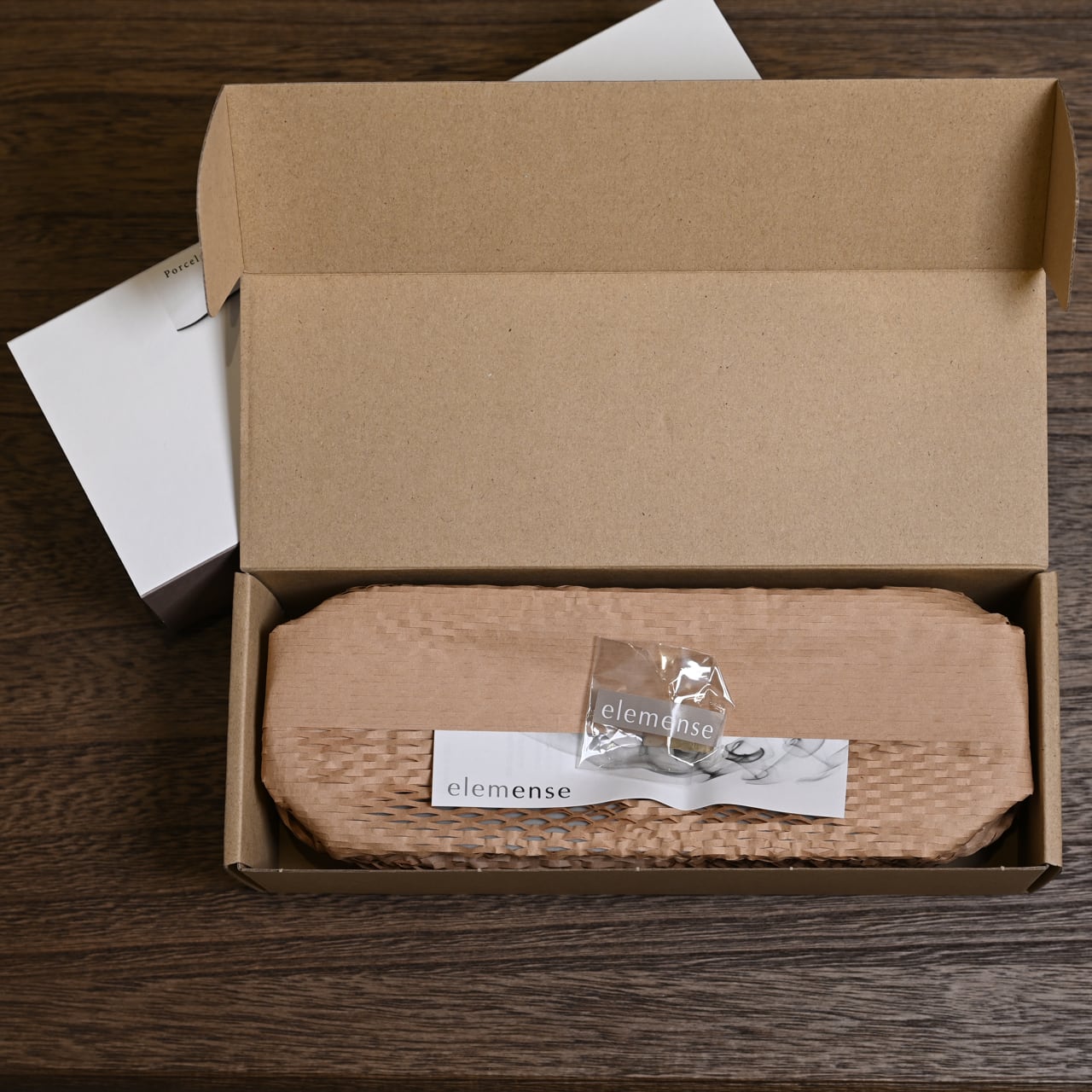 《elemense incense用の香炉》porcelain incense burner | elemense