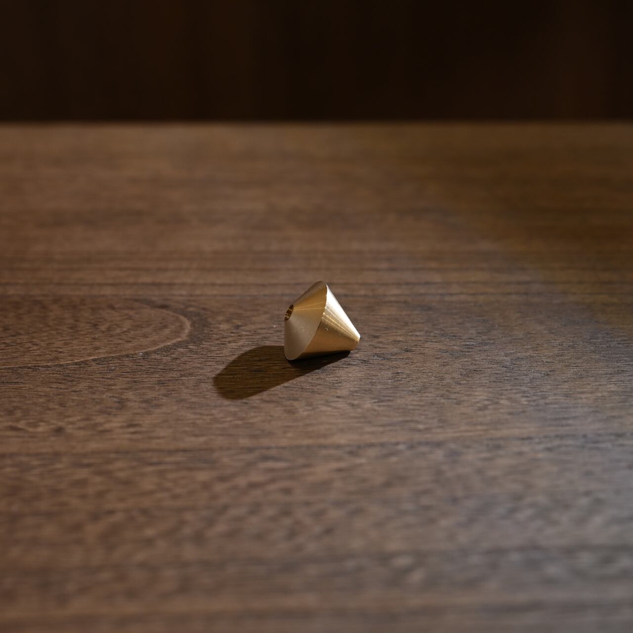 《３種類の角度・elemense incense用真鍮のお香立て》acron brass incense holder | elemense