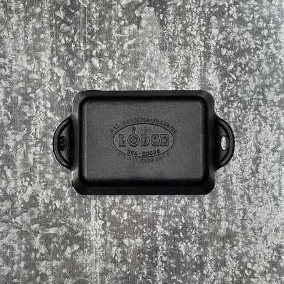 《キャストアイアン（鋳鉄）の小さな長方形の器》レクタングル ミニ サーバー | LODGE