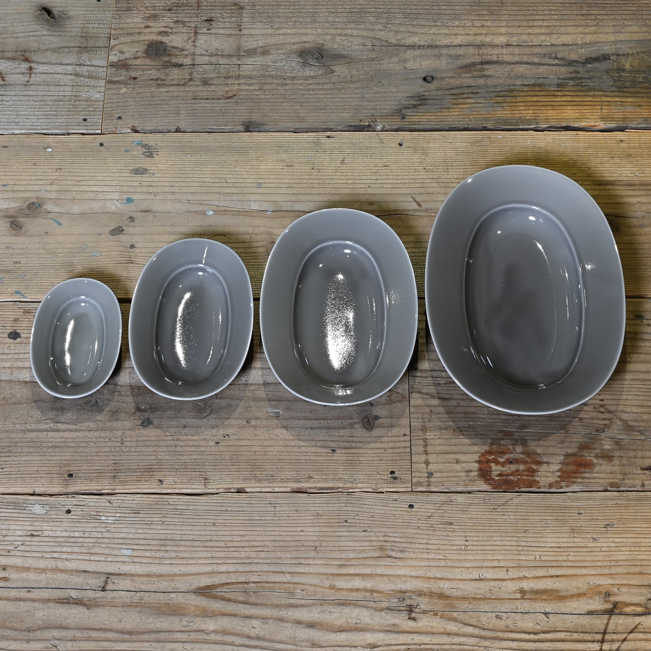 《ちょうどいいオーバルプレート》Oval Plate SS - mist beige | yumiko iihoshi porcelain