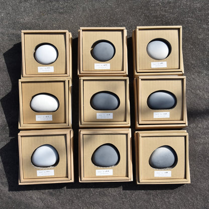 《自然石のような陶製のアロマディフューザー》pottery stone diffuser | elemense