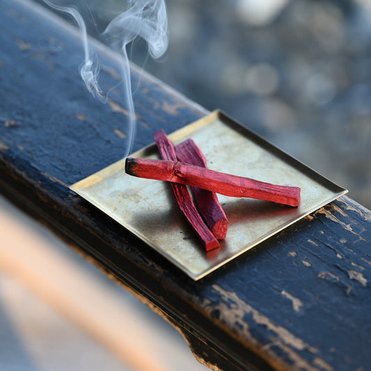 《ドラゴンズブラッド樹脂を含侵させたパロサント（セット）》Positive Energy Palo Santo Sticks Peru&DragonsBlood | G:Land