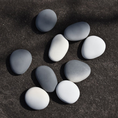 《自然石のような陶製のアロマディフューザー》pottery stone diffuser | elemense