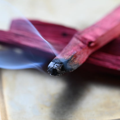 《ドラゴンズブラッド樹脂を含侵させたパロサント（セット）》Positive Energy Palo Santo Sticks Peru&DragonsBlood | G:Land