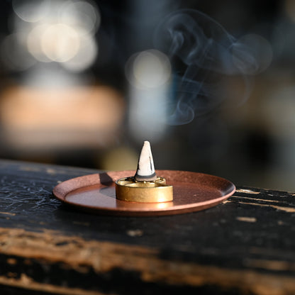 《オウムガイをモチーフにした真鍮鋳物のお香立て》Brass Incense holder "Nautilus（ノーチラス）”｜a.278オリジナル