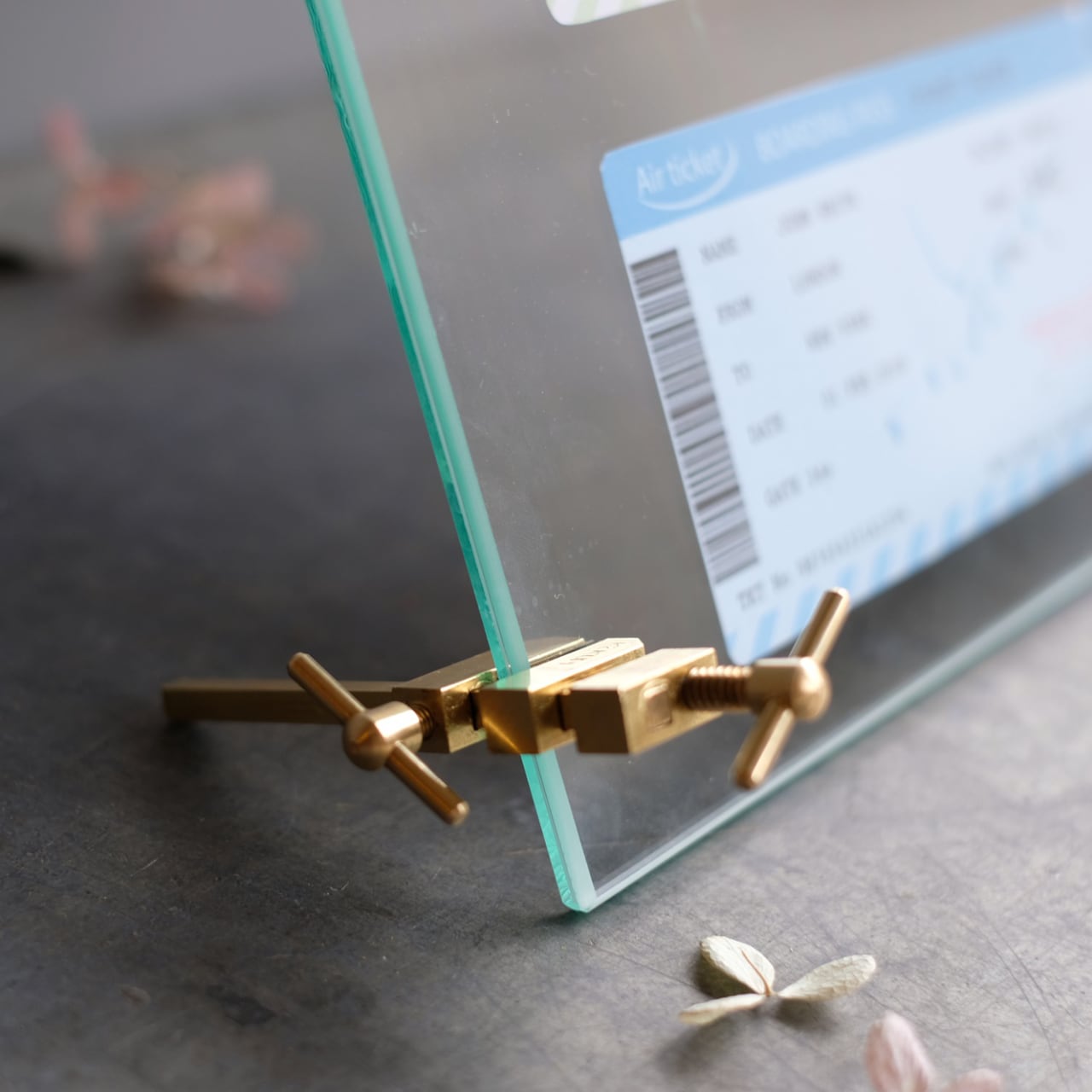 《真鍮ハタガネのフォトフレーム》BRANCH PHOTO FRAME | WEST VILLAGE TOKYO