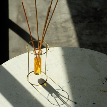 《真鍮フレームとガラス管の一輪挿し》PIKE stand brass vase | WEST VILLAGE TOKYO