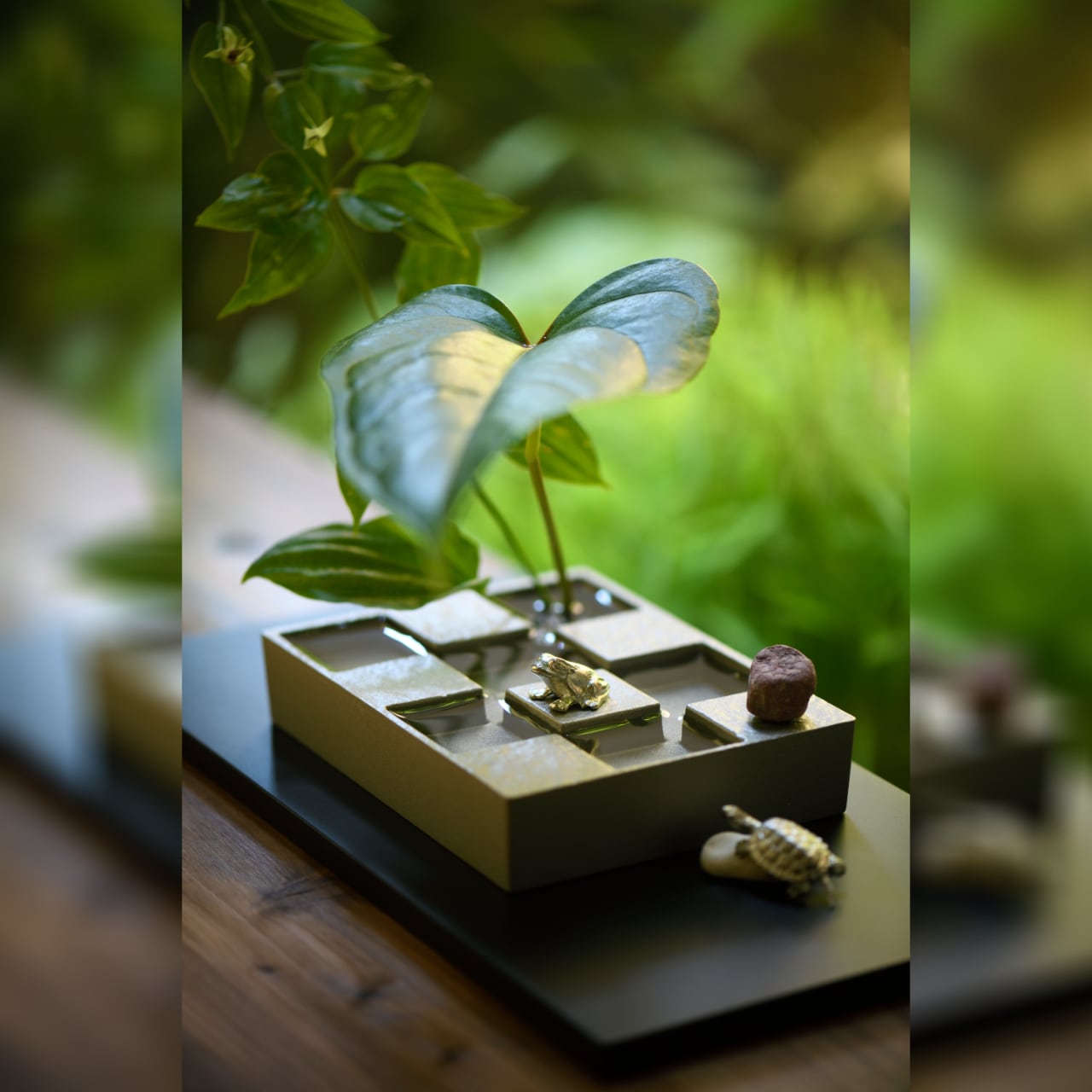 《アルミ鋳物の苔庭・水景色花器》市松庭園花器（本体のみ） | 銀雅堂