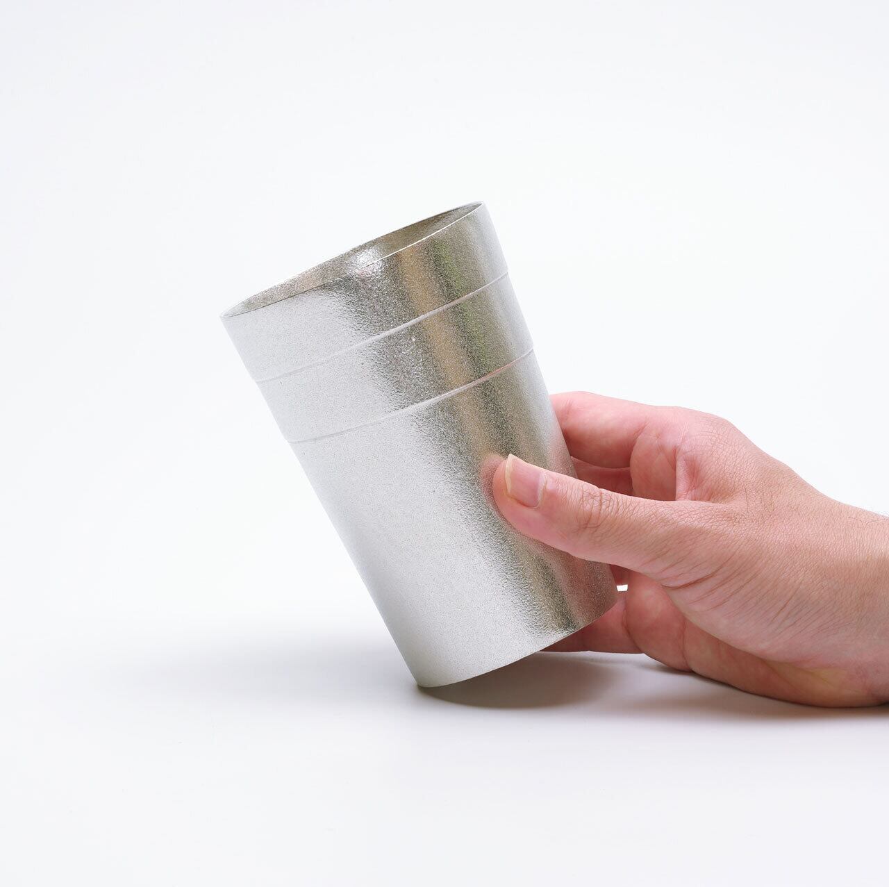 《錫（純度99.99%）の酒器・タンブラー（USパイント：475ml）》静波タンブラーL｜銀雅堂（ぎんがどう）