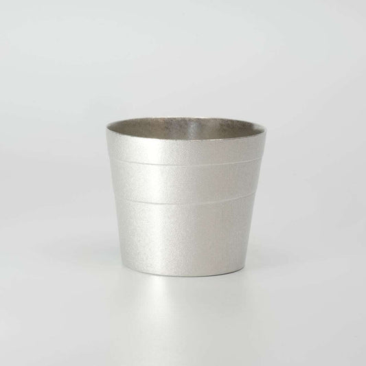 《錫（純度99.99%）の酒器・そば猪口》静波そば猪口｜銀雅堂（ぎんがどう）